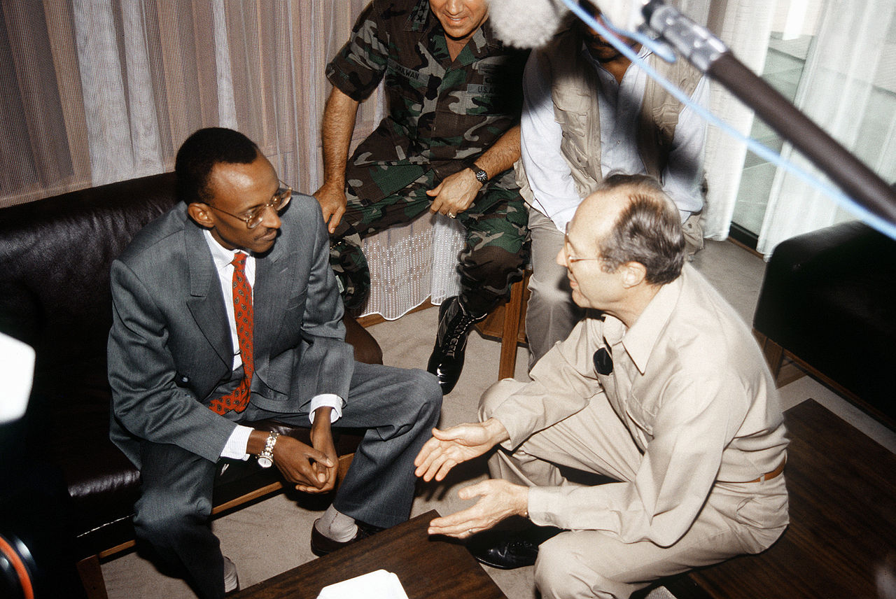 Kagame with US Image public domain