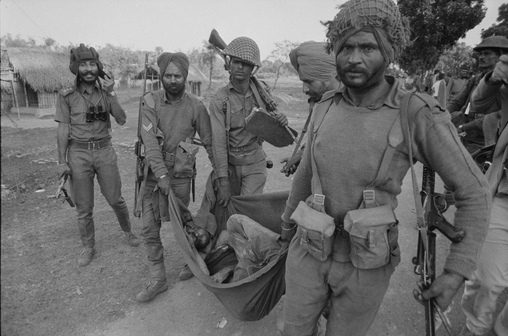 Indian soldiers Image Heinz Baumann Wikimedia Commons