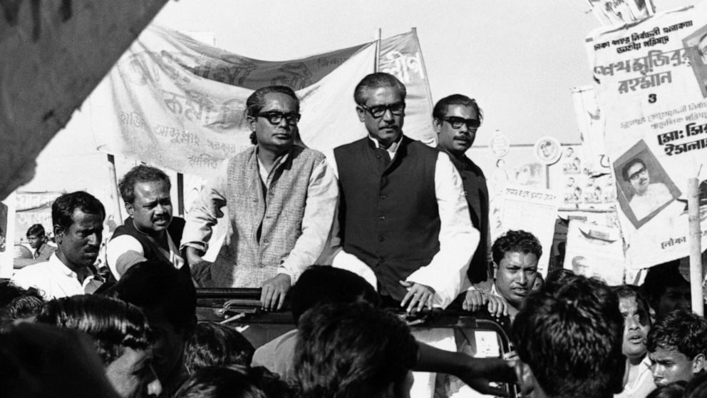 Mujib election rally 1970 Image public domain