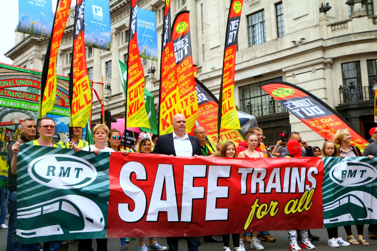 RMT agrees to consult members on Labour Party affiliation, Britain