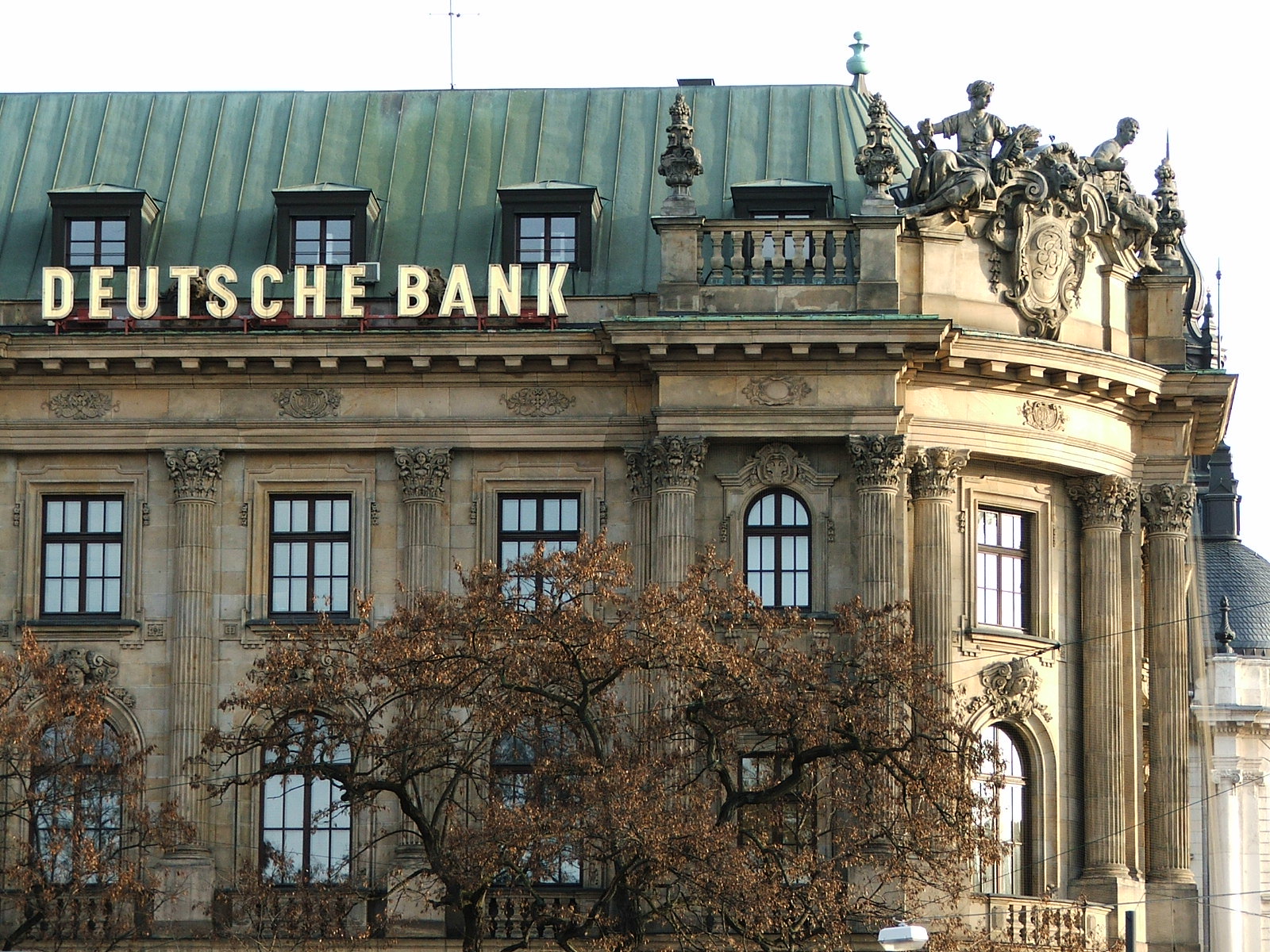 Detuche Bank Image Björn Láczay Flickr