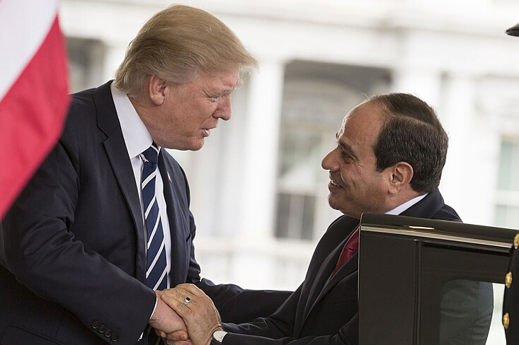 President Donald Trump welcomes Egyptian President Abdel Fattah el-Sisi, Monday, April 3, 2017, at the West Wing entrance of the White House in Washington, D.C. (Official White House Photo by Shealah Craighead)